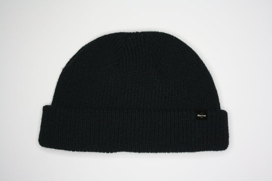 Black beanie with cuff