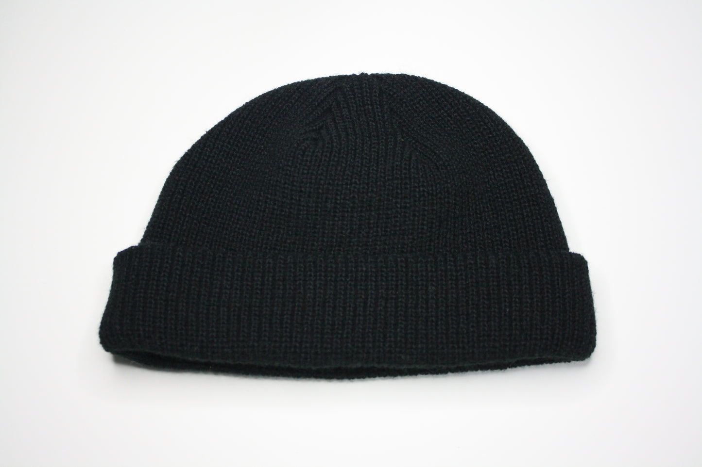 Bonnet noir à revers