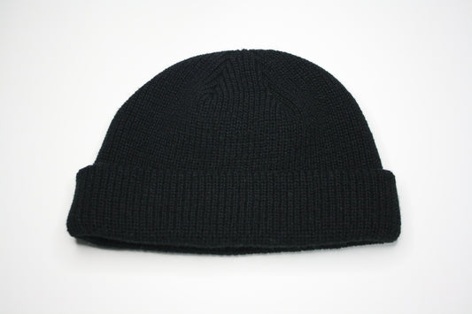 Black beanie with cuff